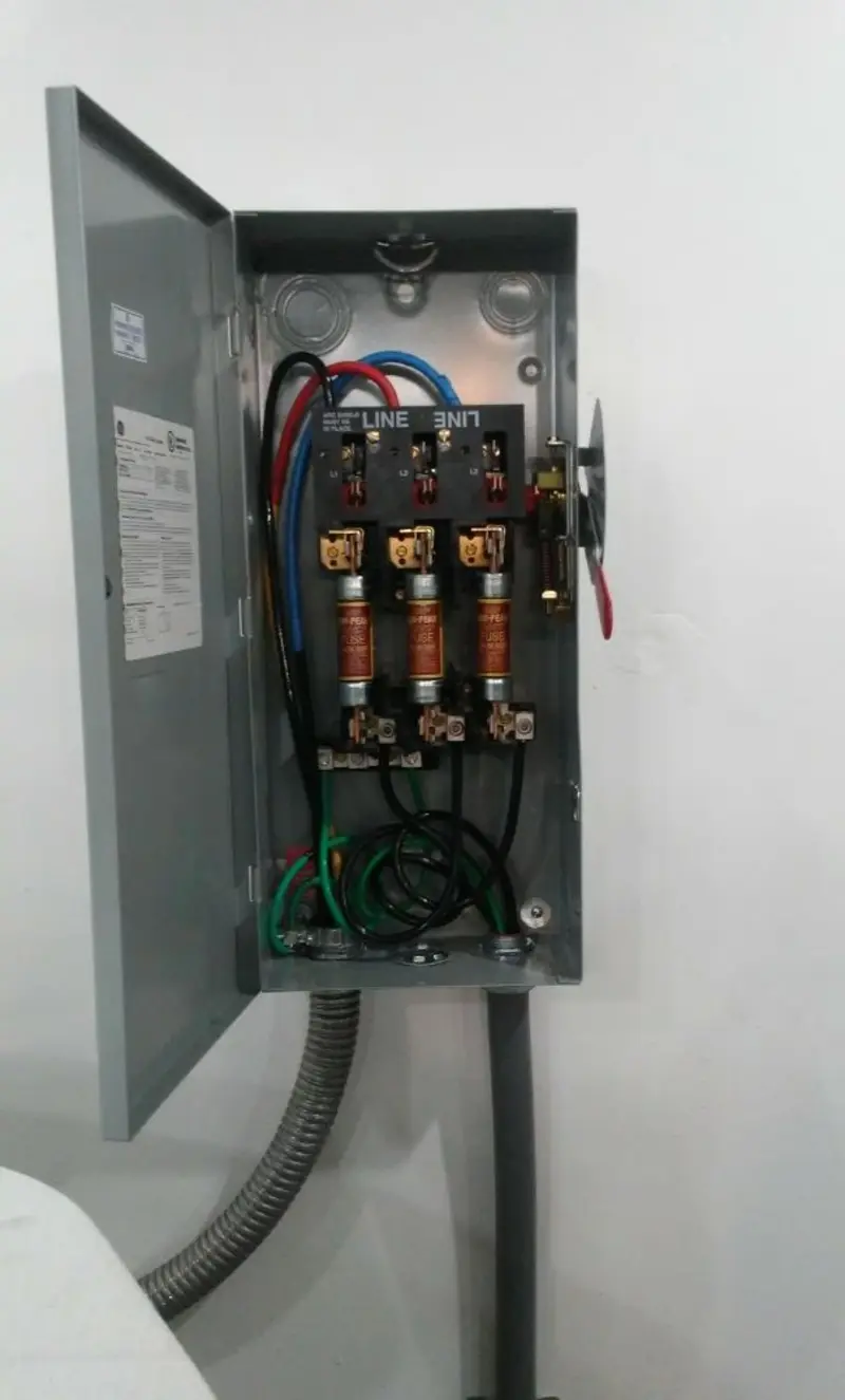 Three-phase disconnect switch installed for Smoke Detector Installation in Champaign